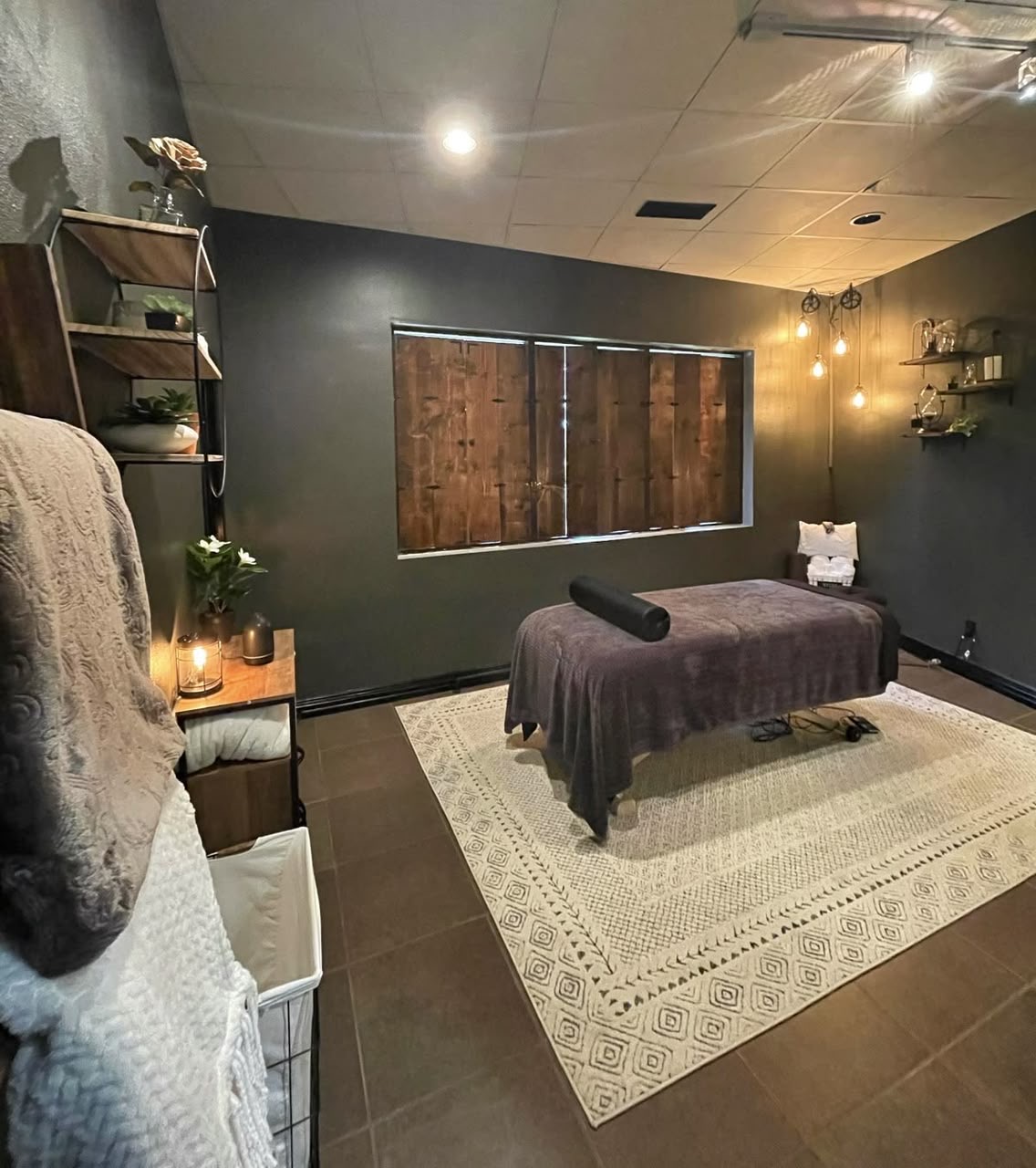 Angels wellness massage & spa in Portage