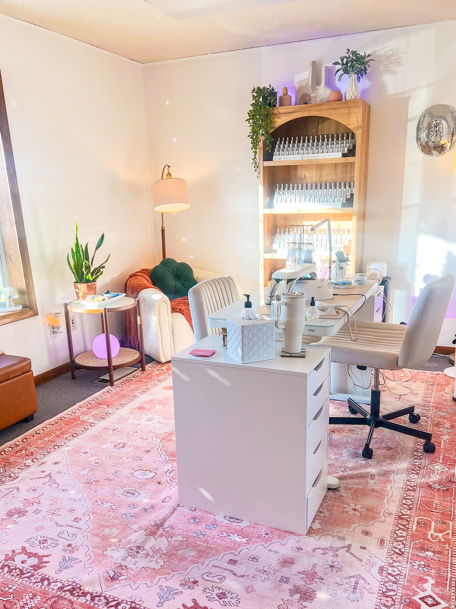 Fresca Nail Studio in Portage