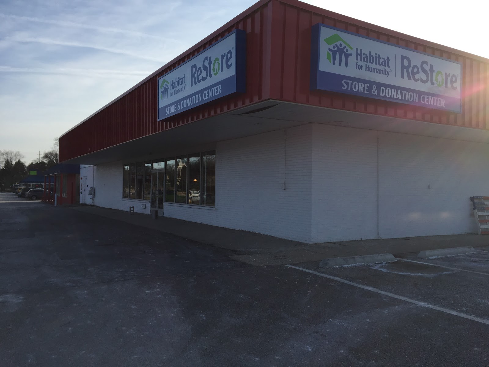 Kalamazoo Valley Habitat for Humanity ReStore — photo