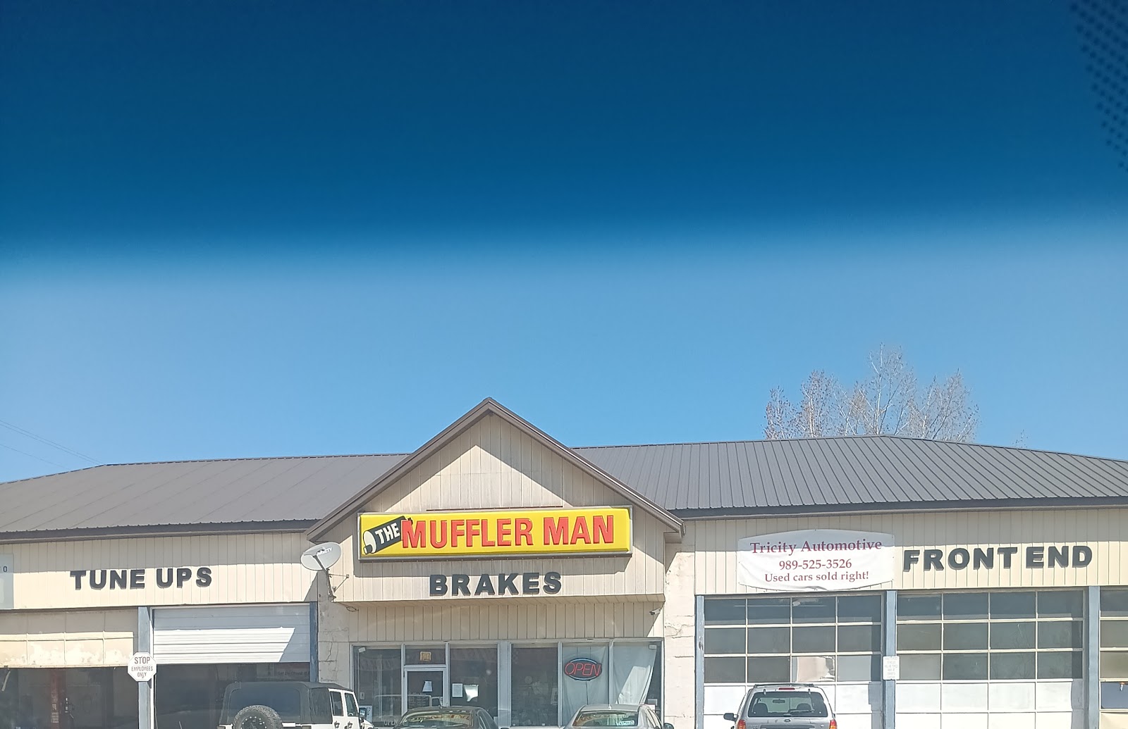 Muffler Man in Portage