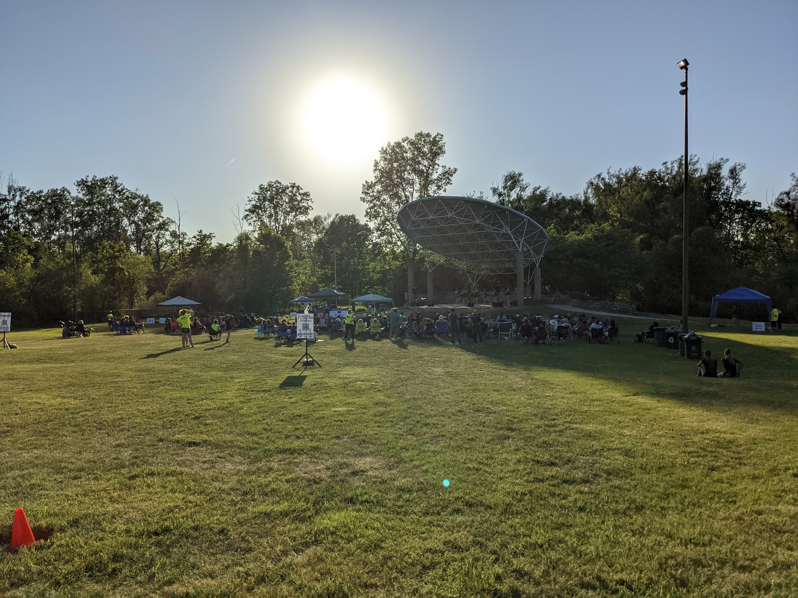 Overlander Bandshell — photo