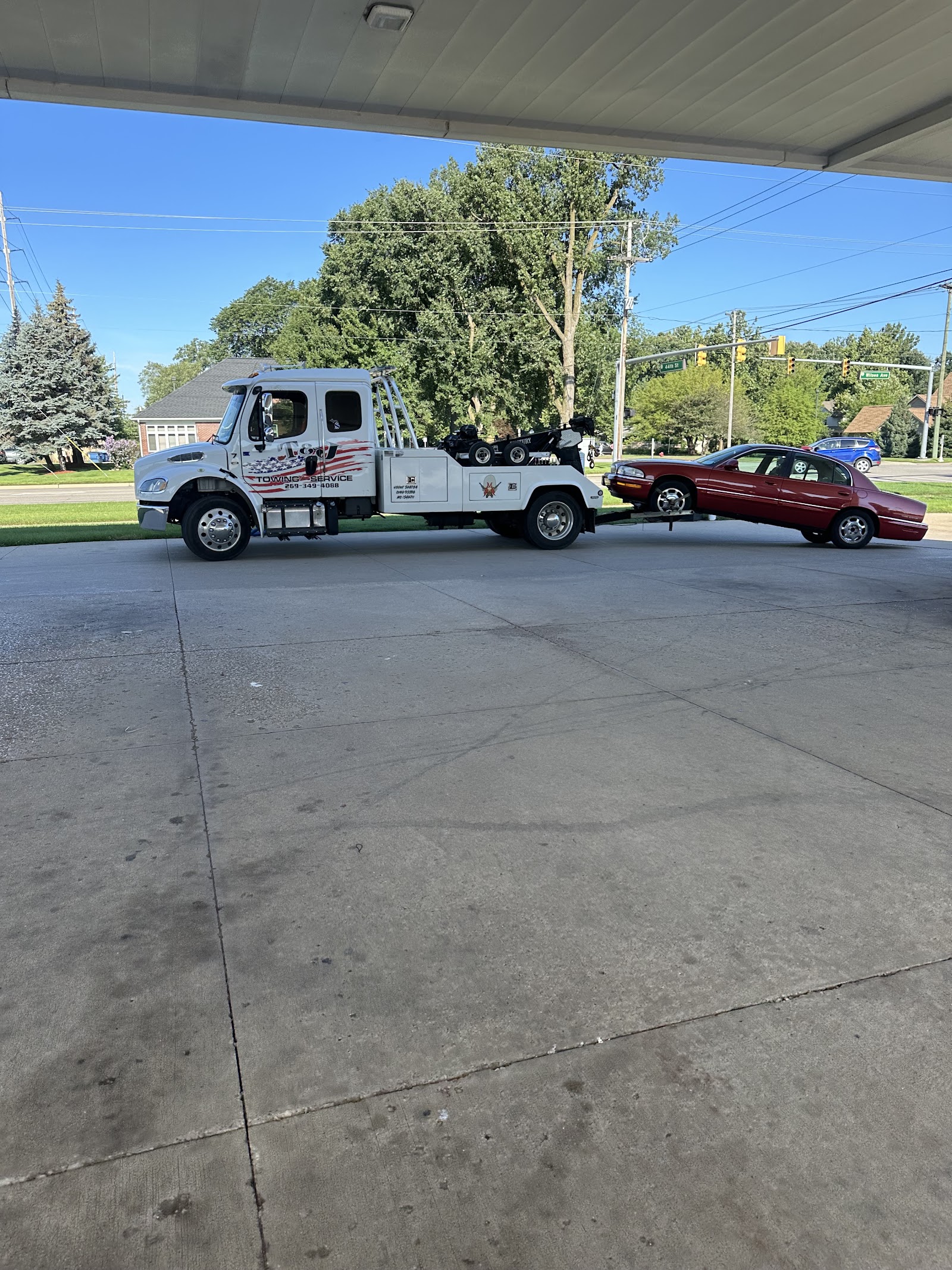 T&J Towing LLC — photo