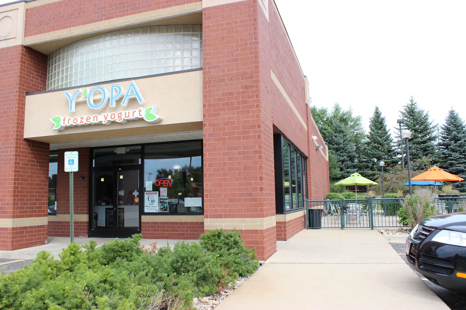 Y'OPA Frozen Yogurt in Portage